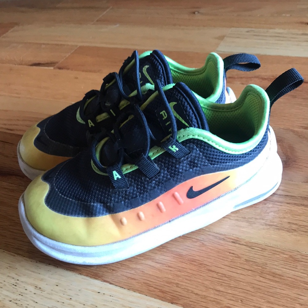 Nike shoes